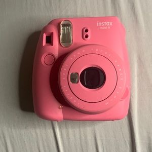 Cute pink Polaroid!